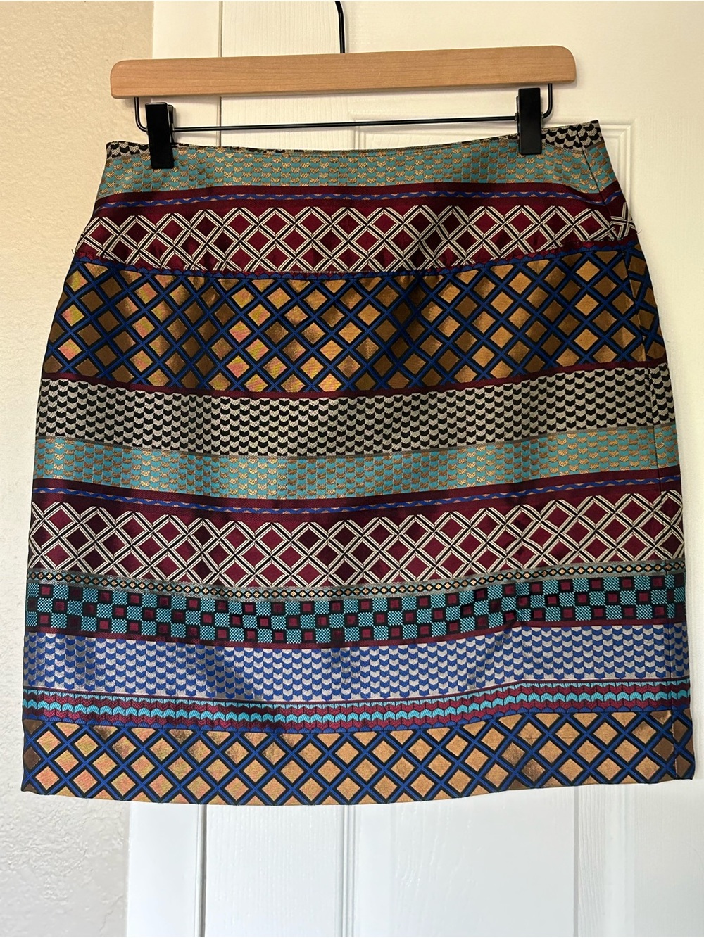 Maeve Anthropologie Printed Mini Skirt Size 8 Satin Abstract - Picture 3 of 10